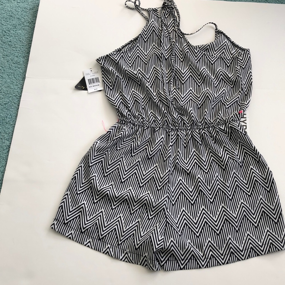 City Triangles, Black & White Geometric Romper - Picture 4 of 6